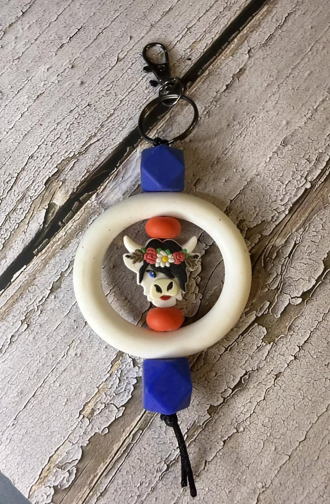 Beaded Patriotic Highland Cow Keychain