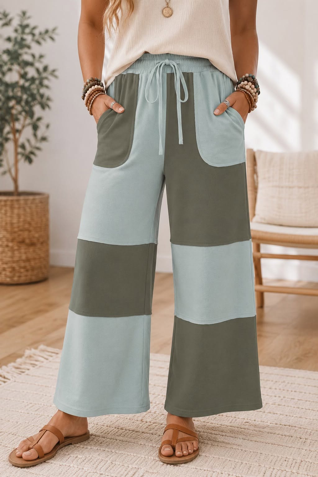 Green Raw Seam Casual Pants